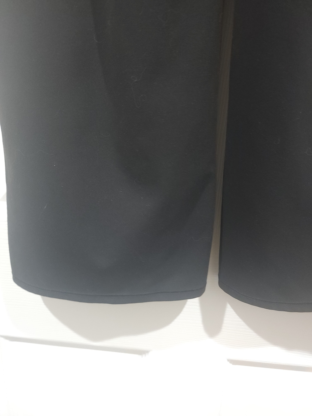 Vuori Black Wide-Leg Drawstring Pants - Picture 10 of 10